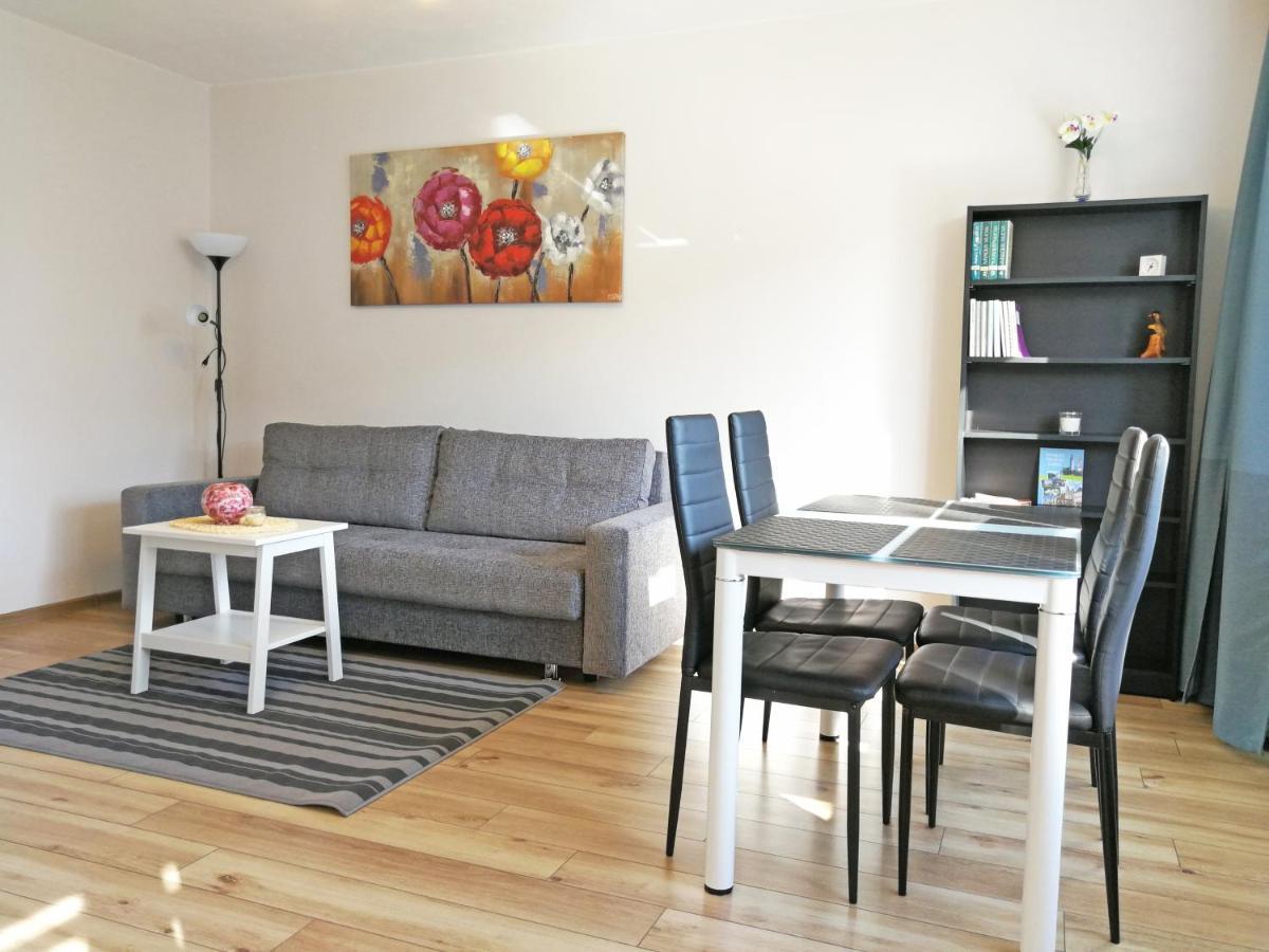 Siauliai Central Apartment @ Traku Street Buitenkant foto